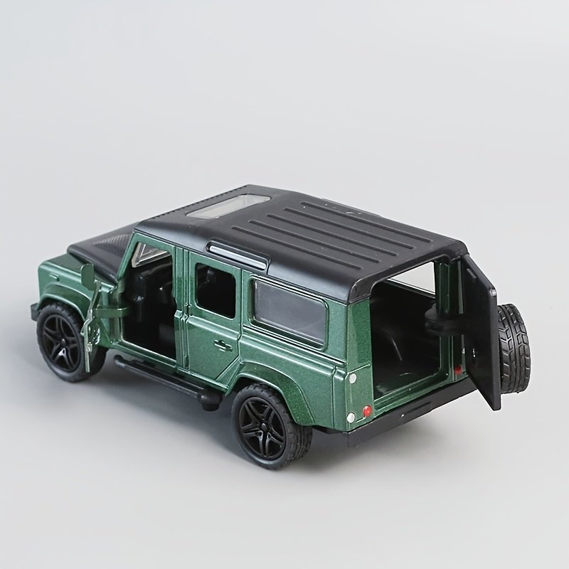 Two-Tone Alloy Classic Three-Door Off-Road Model Car